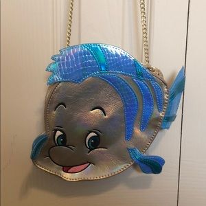 Danielle Nicole Flounder crossbody